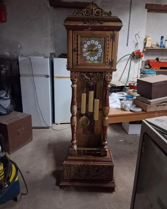 orologio a pendolo