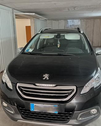 Peugeot 2008  100cv 1.6 cc Allure  +gancio traino 