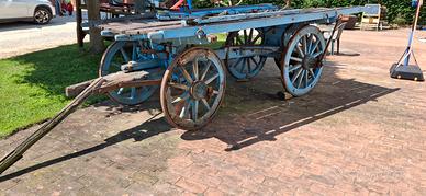 Carretto antico della zona parzialmente restaurato