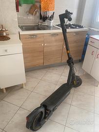 Monopatino G2 ninebot