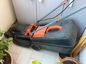 Taglia erba usato pochissimo per trasloco.