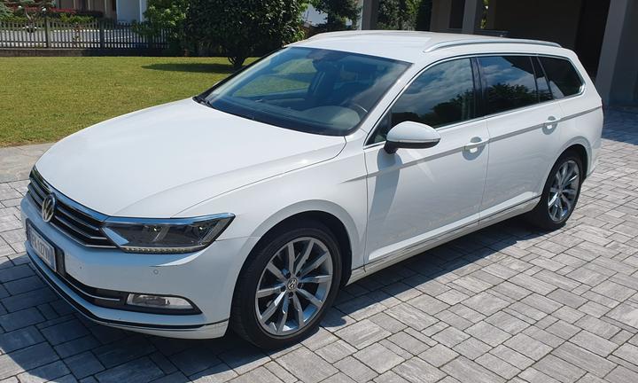 VW Passat 2.0 Executive DSG - 2017 Euro6 B 150cv