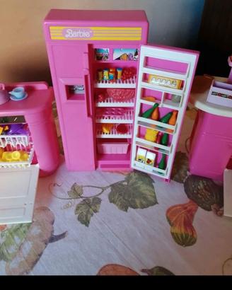 cucina di Barbie anni 90