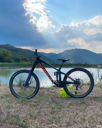 Kona operator dh