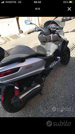Piaggio MP3 500