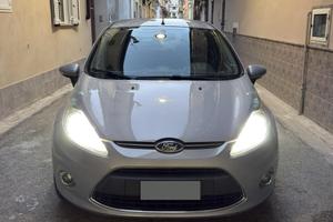 FORD FIESTA 1.4 TDCi 70 CV Titanium