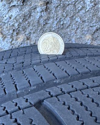 Gomme invernali 235/35/19 91v
