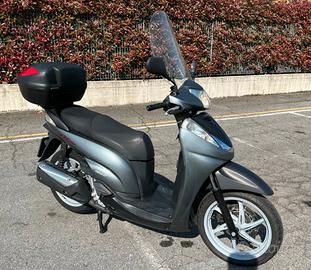 Sh 300 sport 2010 (per pezzi di ricambio)