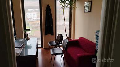 Stanza in studio legale