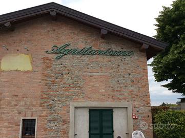 INSEGNA LUMINOSA NEON “AGRITURISMO”