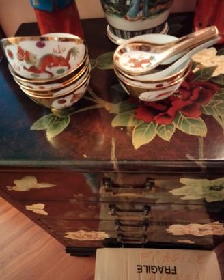 ciotole e cucchiaini cinesi