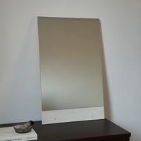 Specchio grande base legno
