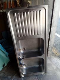 LAVELLO INOX CON 2 VASCHE + RIPIANO