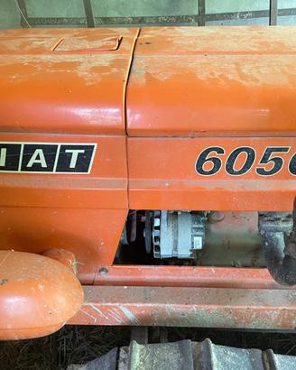 FIAT 605C CINGOLATO + ATTREZZI – €9.000 TRATTABILI