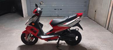 MOTO SCOOTER 
