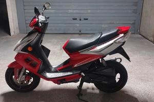 MOTO SCOOTER 