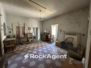 Appartamento di 119 m² con 3 locali a Poggiofiorit