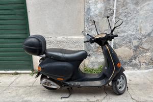 Piaggio Vespa ET4 125 fine anni ’90