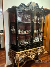 Vetrina nera antica stile barocco/orientale