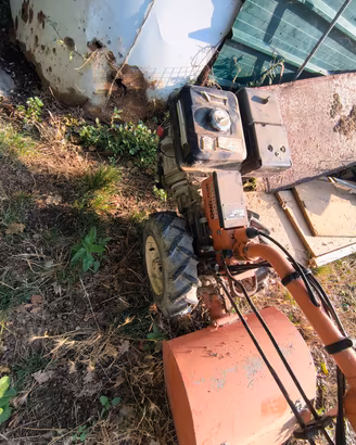 motocoltivatore e falciatrice 