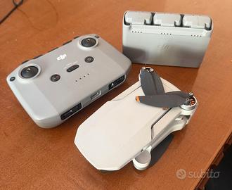 Drone dji mini 4K combo (4batterie originali dji)