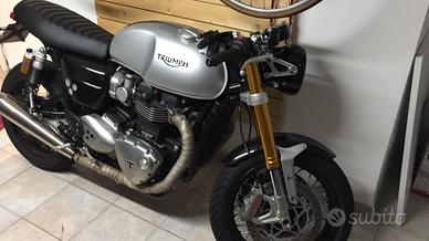 Triumph Thruxton 1200R
