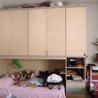 Letto, divano, libreria