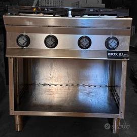 Cucina professionale a gas 4 fuochi