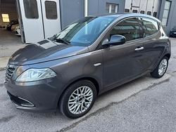 Lancia Ypsilon 1.3 MJT 16V 95 CV 5 porte S&S Plati