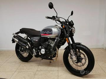 Promo swm outlaw 125-scrambler a liquido-tasso 0%