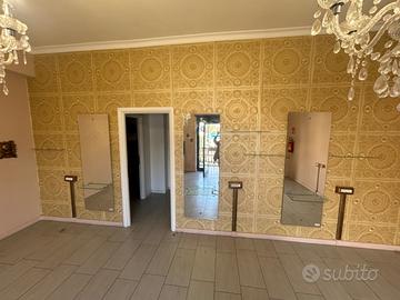 3 specchi parrucchiere