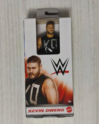 Action figure WWE. Kevin Owens, cm 15.
