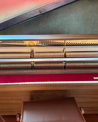 Pianoforte verticale Yamaha LU-101