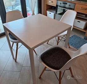 tavolo quadrato bianco