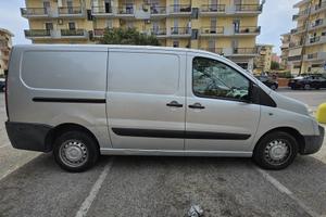 Peugeot Expert 2.0 diesel 6 marce