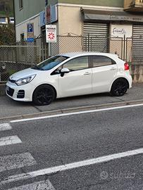 KIA RIO 1.2 2015 GPL della casa