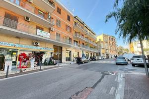 5 LOCALI A MONTE DI PROCIDA