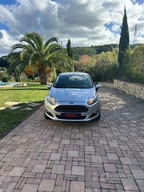 Ford Fiesta 1.5 TDCi 75CV 5 porte Titanium