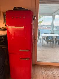 Frigo SMEG  stile anni 50 modello fab32rrn1