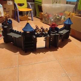 Castello giocattolo per bambini