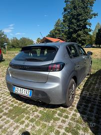 PEUGEOT 208 anno 2021