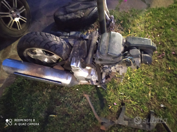 Marmitta carburatore cerchio suzuki Burgman 400