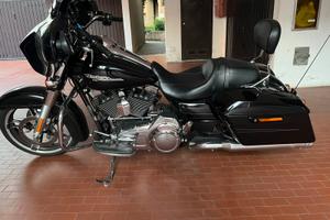Harley Davidson Street Glide FLHXS 04/16