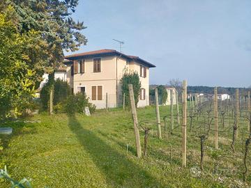 VERMEGLIANO: STORICA VILLA CON GRANDE GIARDINO ...