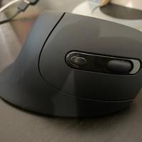 Mouse ergonomico nuovo