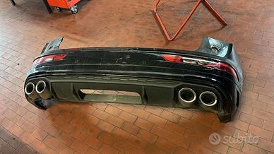 Paraurti con scarichi cromati e marmitta AUDI Q5