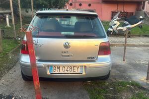 Golf grigio