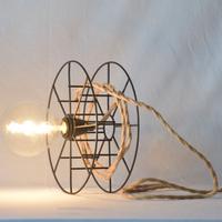 LAMPADA DA COMODINO CON BOBINA