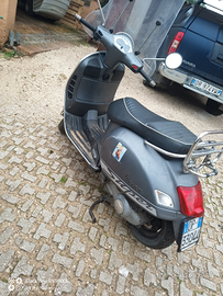 Vespa 300 GTS