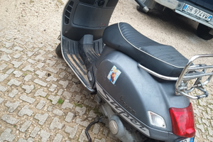 Vespa 300 GTS
